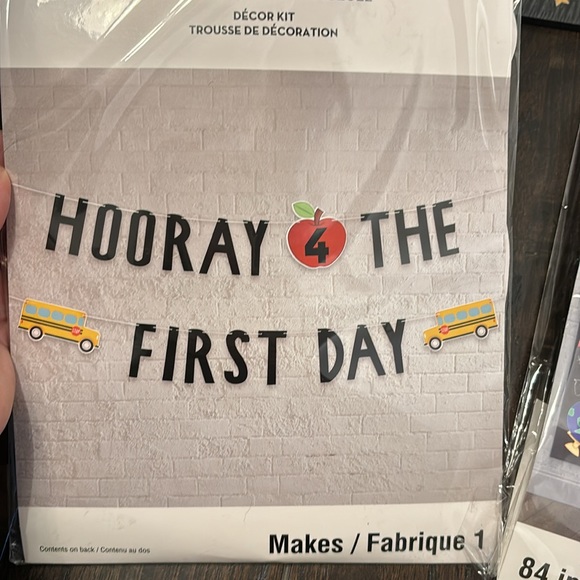 Back to school/last day of school items - Picture 4 of 6